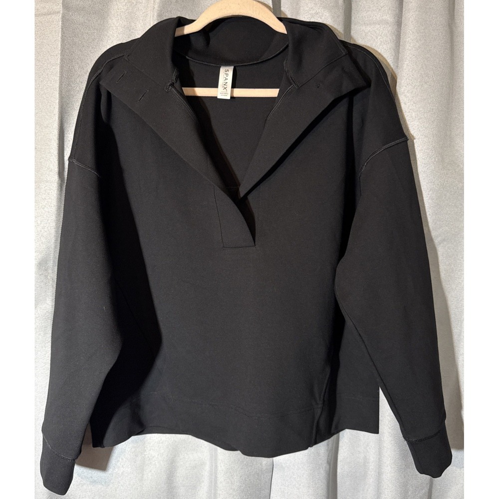 Spanx AirEssentials Polo Top Size M Black Long Sleeve Pullover Rare Sales Sample